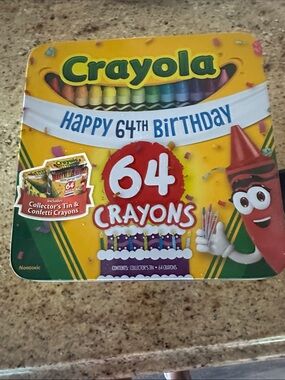 Crayola Yellow 64 Crayons Birthday Collector Tin with Multicolor Crayons